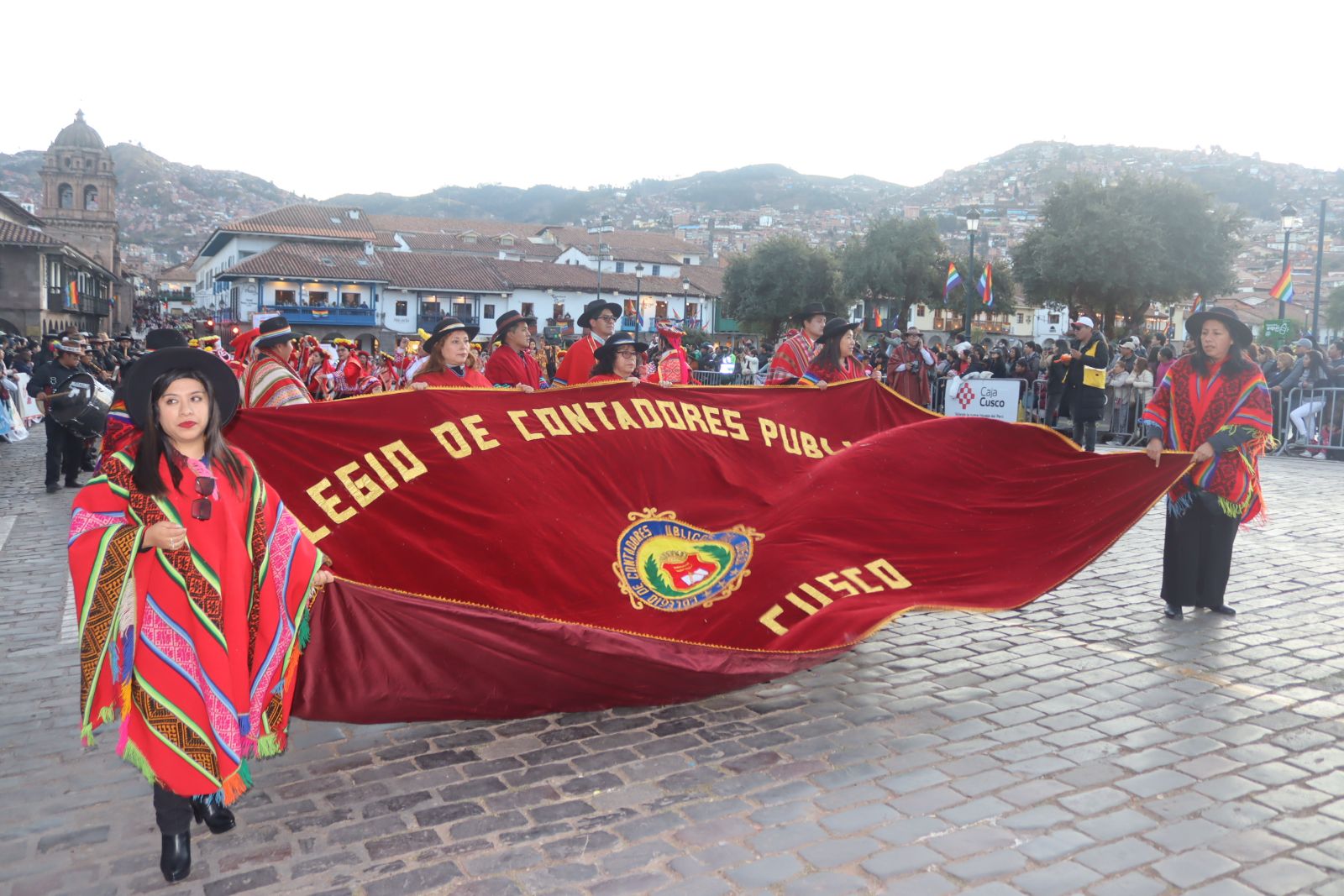 DESFILE INSTITUCIONAL POR MES JUBILAR 2026
