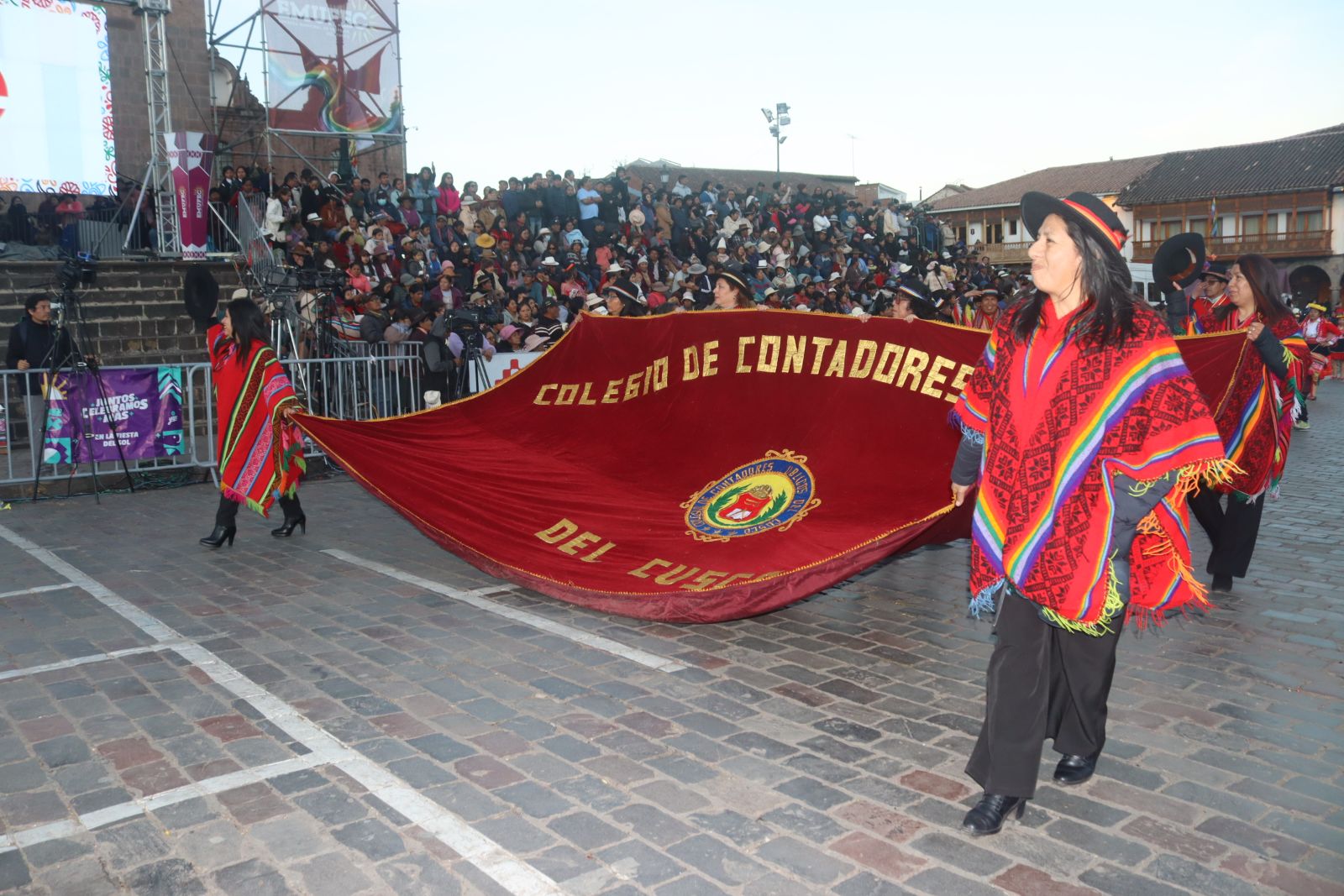 Foto 5 de DESFILE INSTITUCIONAL POR MES JUBILAR 2026