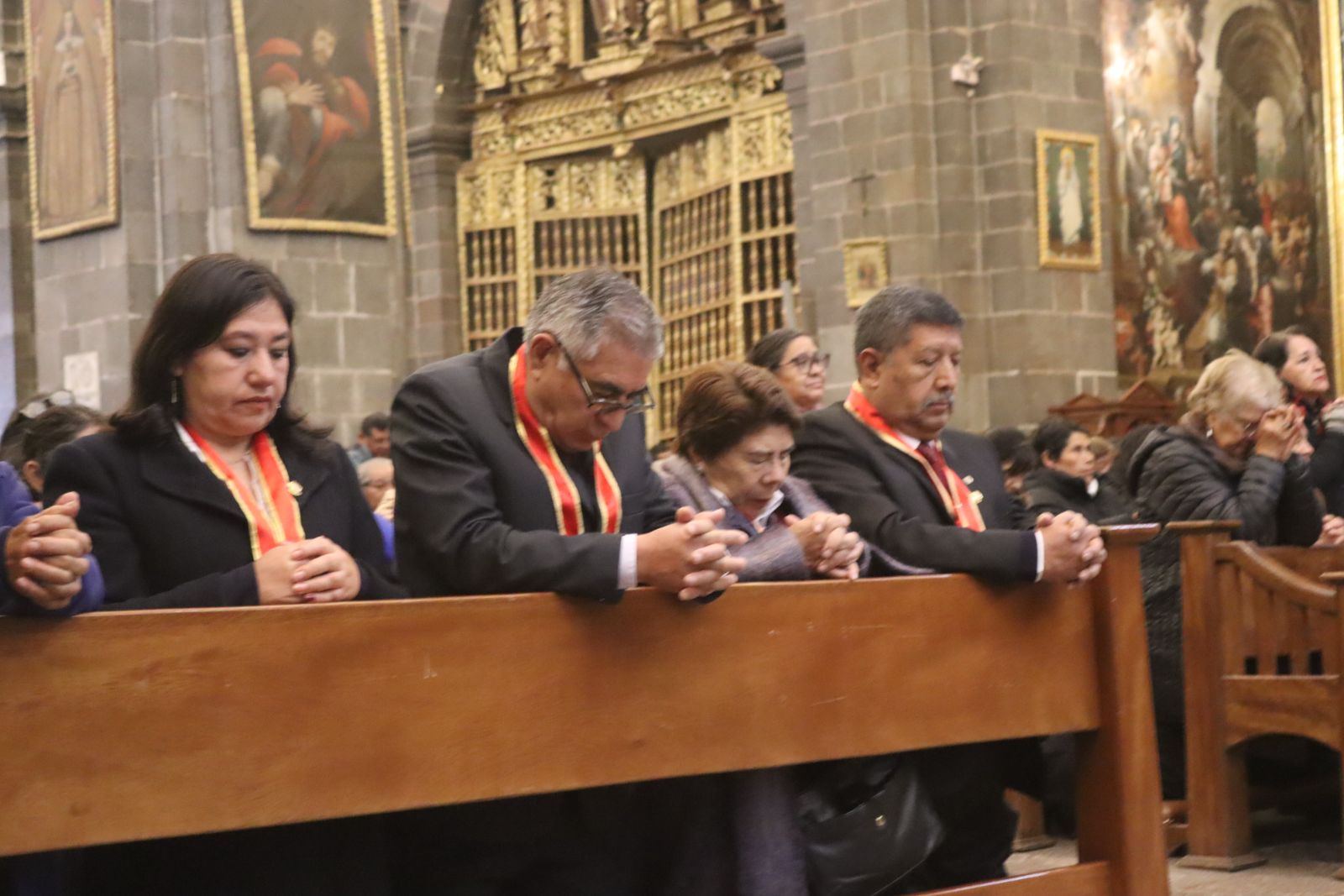 Foto 29 de DESFILE POR EL MES DEL CONTADOR 2025
