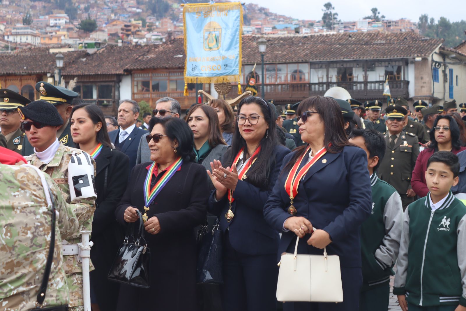 Foto 47 de DESFILE POR EL MES DEL CONTADOR 2025