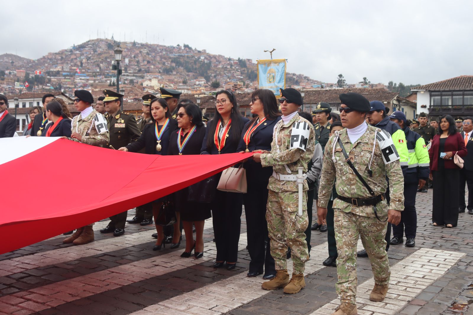 Foto 46 de DESFILE POR EL MES DEL CONTADOR 2025