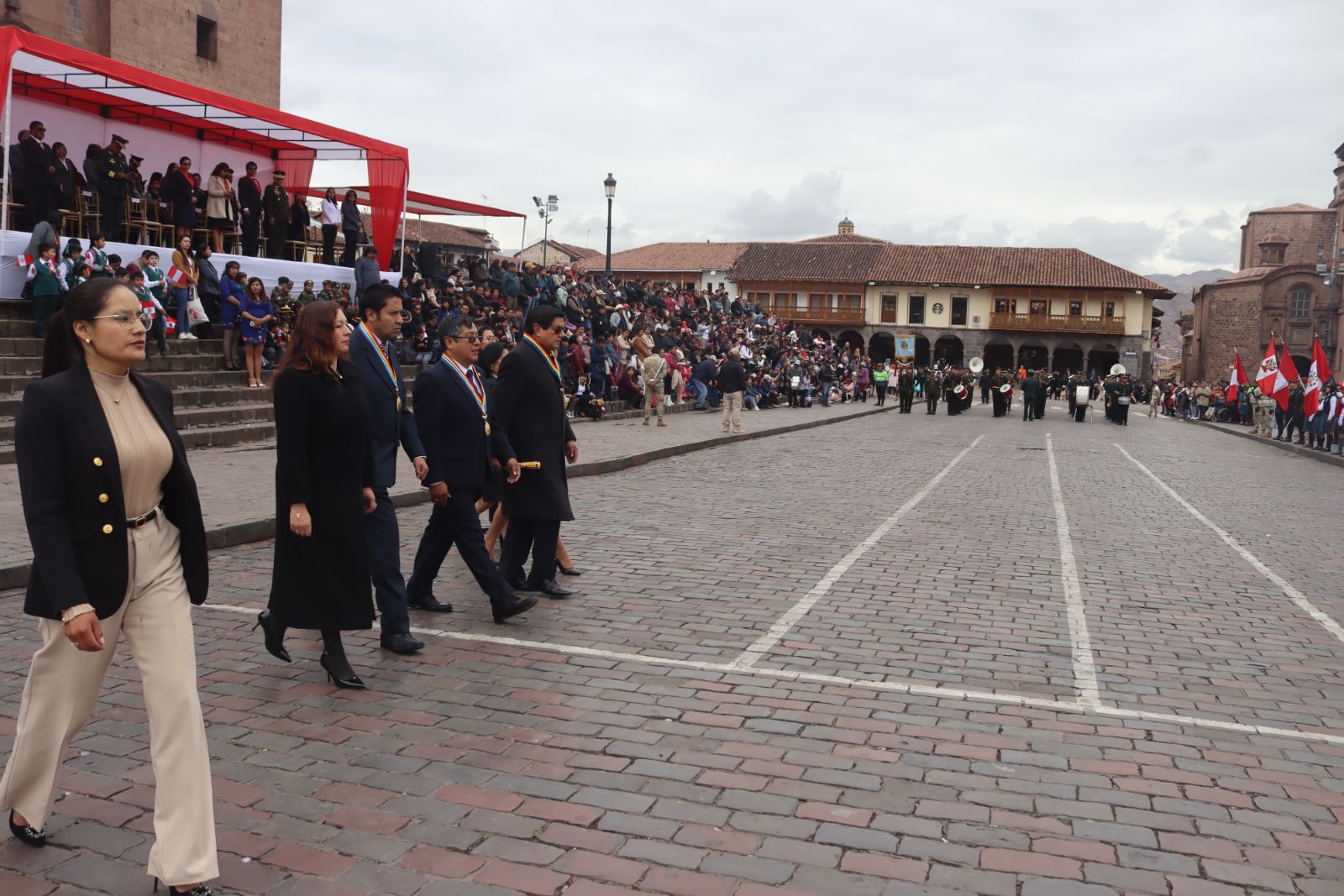 Foto 52 de DESFILE POR EL MES DEL CONTADOR 2025