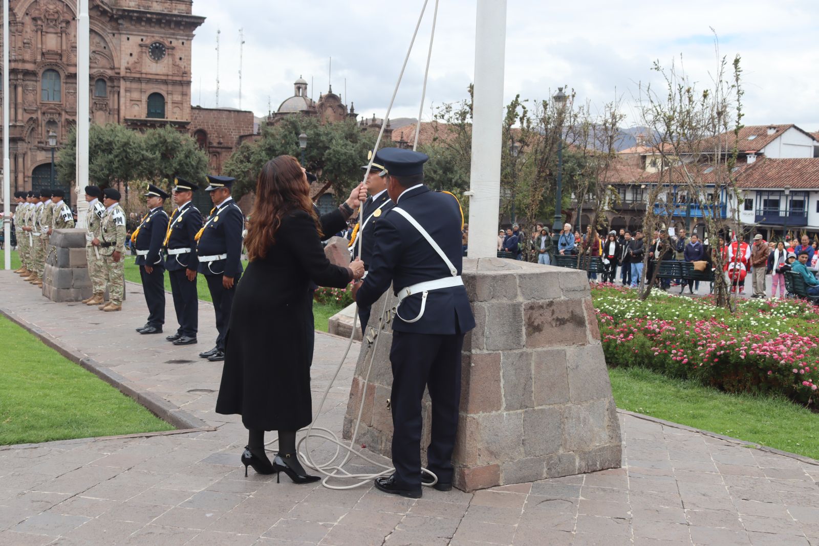 Foto 72 de DESFILE POR EL MES DEL CONTADOR 2025