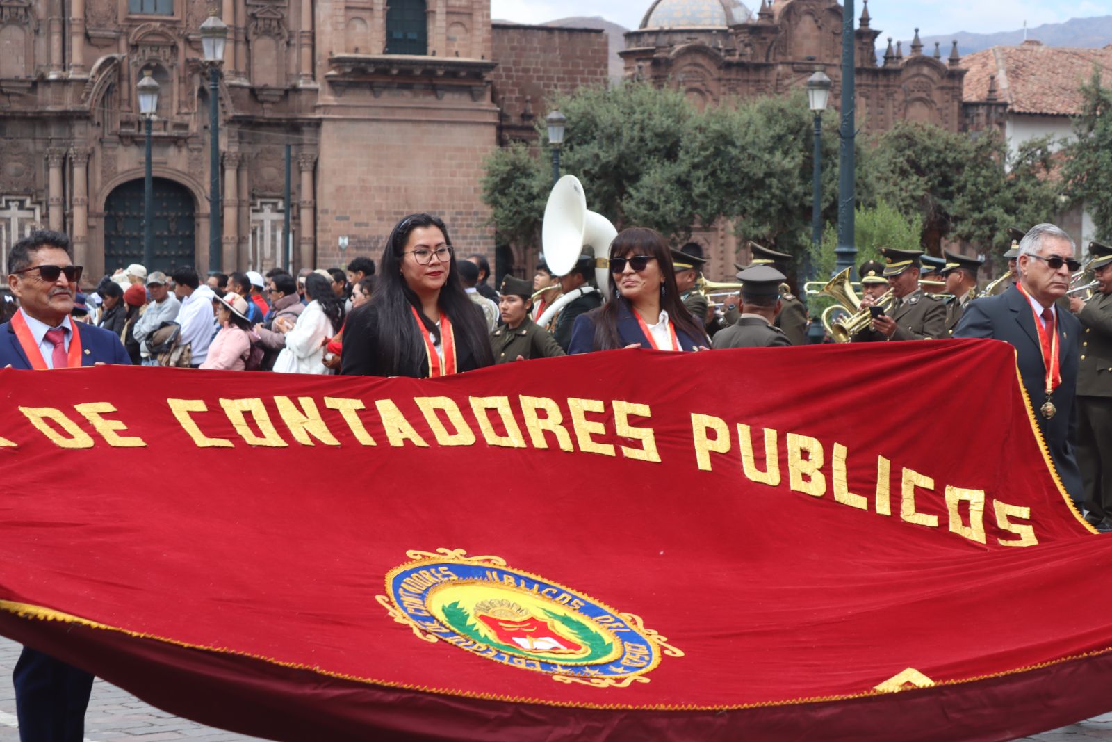 Foto 113 de DESFILE POR EL MES DEL CONTADOR 2025