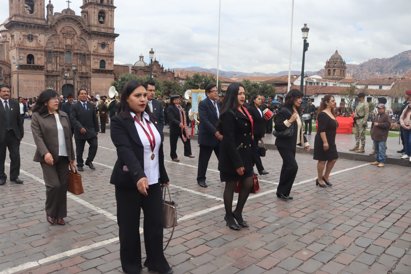 Foto 134 de DESFILE POR EL MES DEL CONTADOR 2025