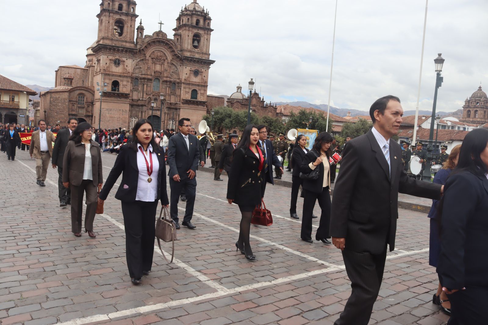Foto 132 de DESFILE POR EL MES DEL CONTADOR 2025