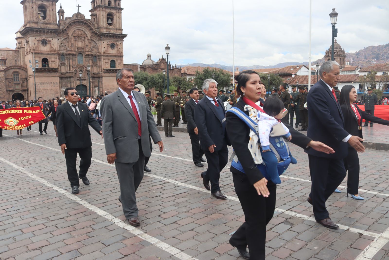 Foto 147 de DESFILE POR EL MES DEL CONTADOR 2025