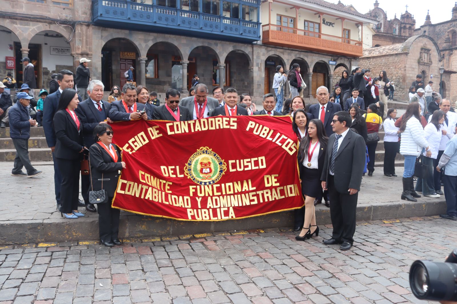 Foto 157 de DESFILE POR EL MES DEL CONTADOR 2025