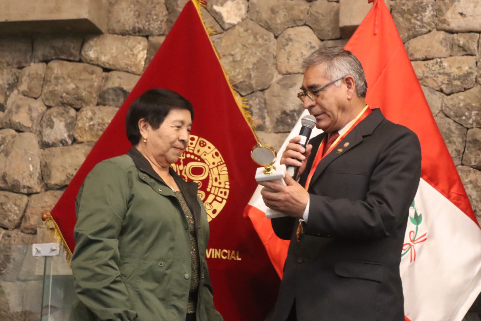 Foto 2 de ceremonia de 25, 30 y 50 años