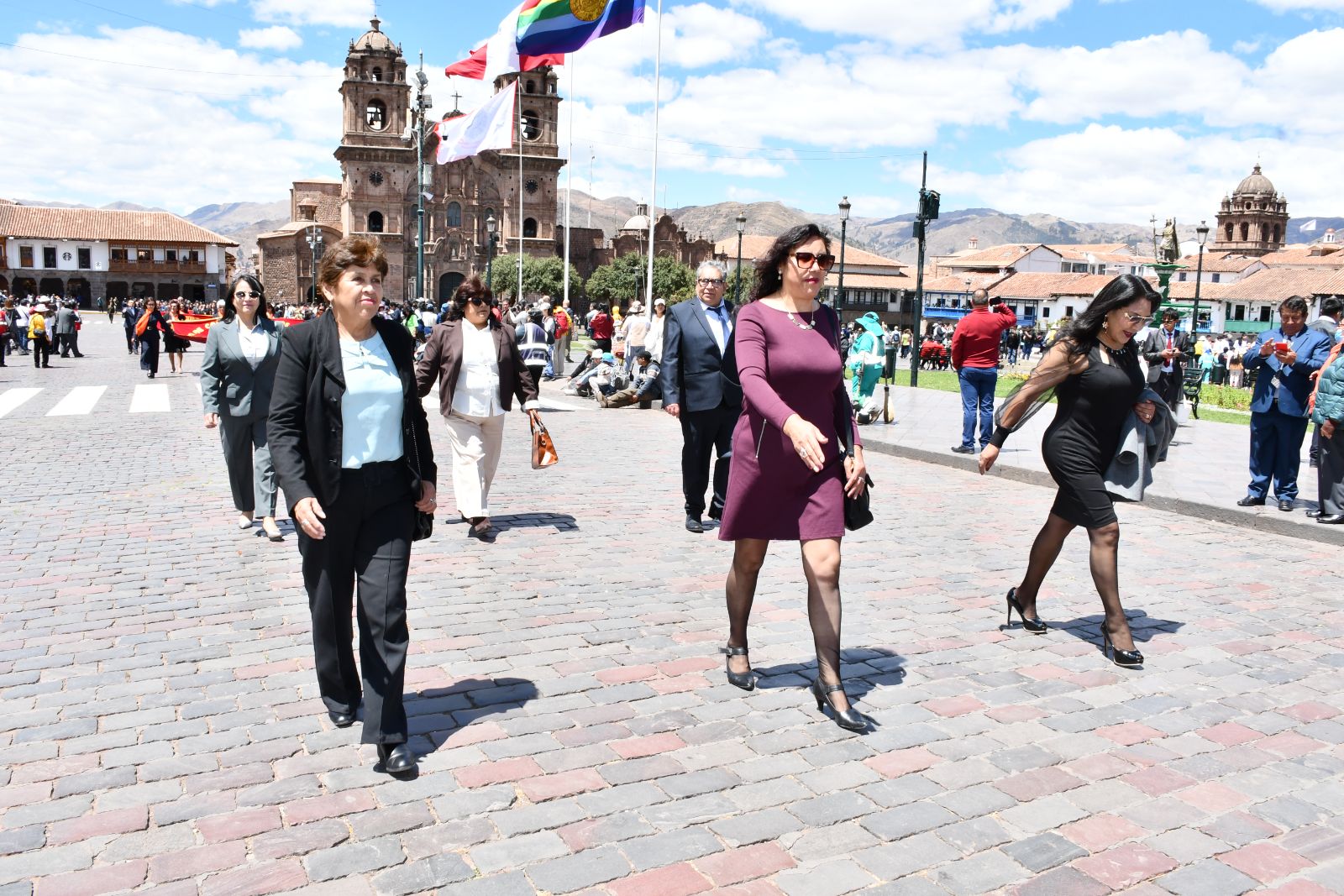 Foto 15 de DESFILE INSTITUCIONAL POR MES DEL CONTADOR 2026