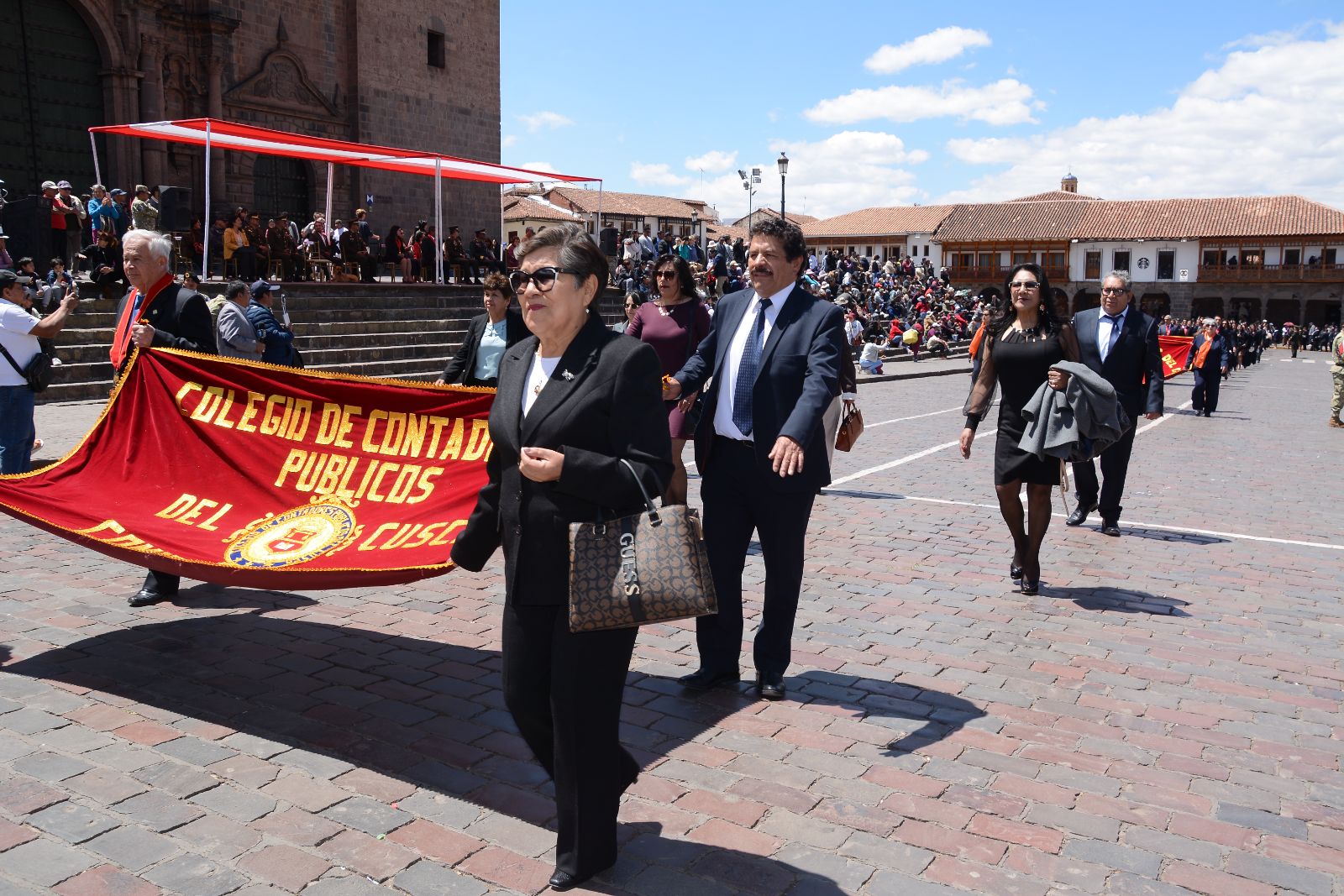 Foto 54 de DESFILE INSTITUCIONAL POR MES DEL CONTADOR 2026