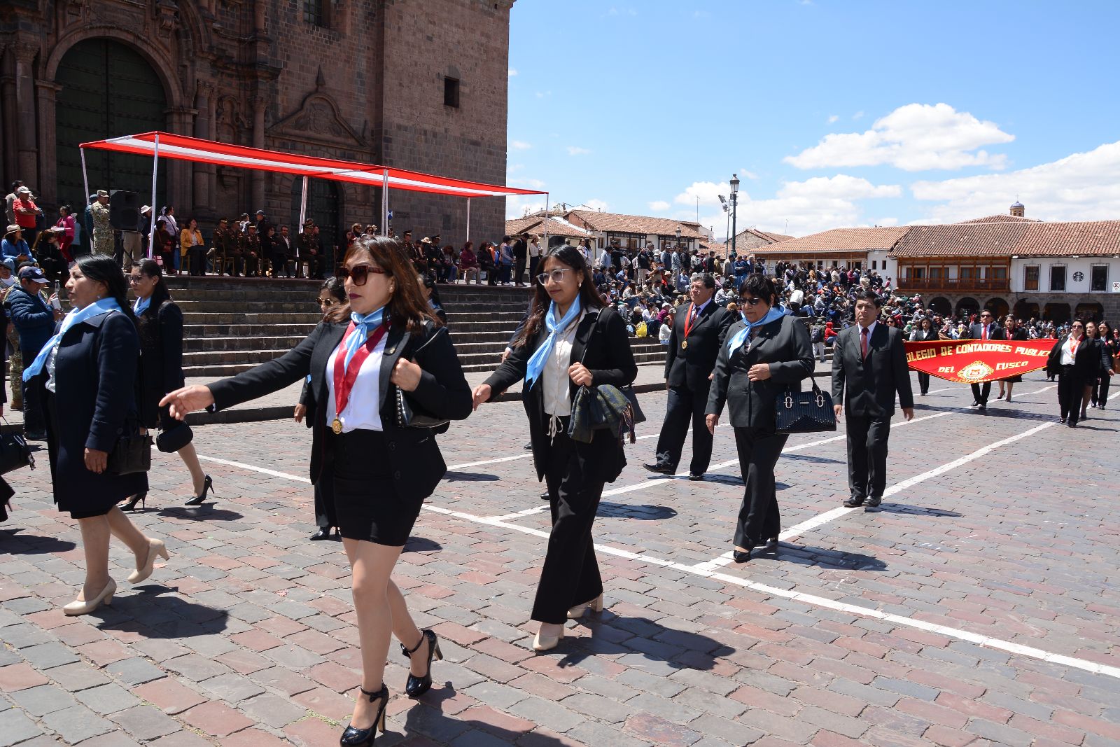 Foto 79 de DESFILE INSTITUCIONAL POR MES DEL CONTADOR 2026