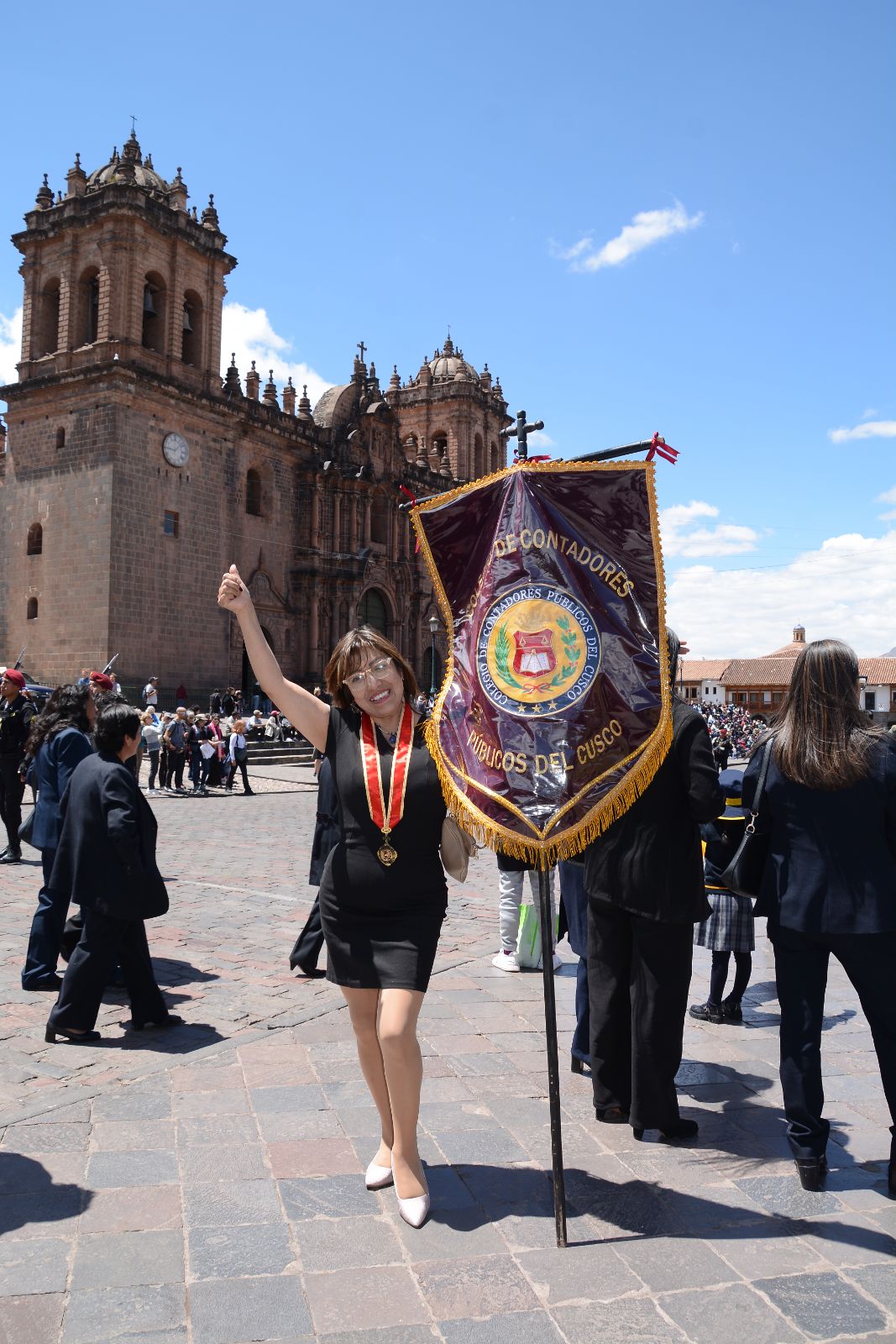 Foto 93 de DESFILE INSTITUCIONAL POR MES DEL CONTADOR 2026